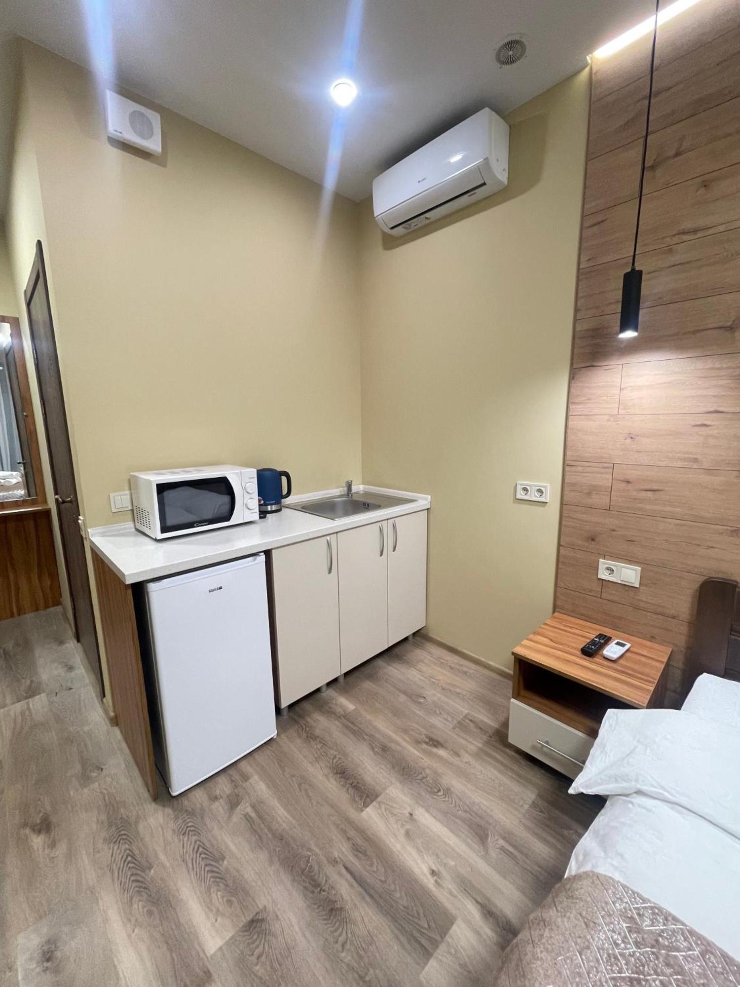 Pierre Apartments Odessa Esterno foto